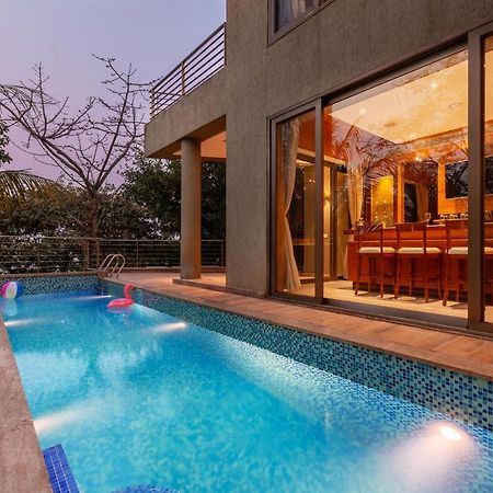 The Blue Horizon By Stayvista - Featuring A Beach-View Villa With A Swimming Pool, Indoor Games, And A Relaxing Balcony Алибаг Екстериор снимка